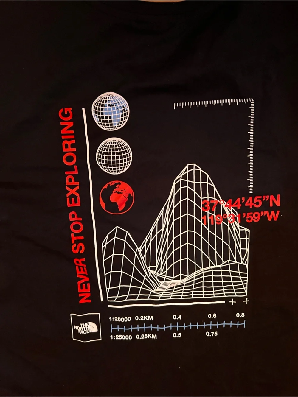 The North Face Black Short-Sleeve Logo Tee mens medium new with tags